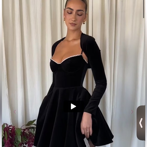 House of CB Harmony Black Stretch Velvet Cropped Bolero Shall Jacket Size Large - Picture 9 of 9